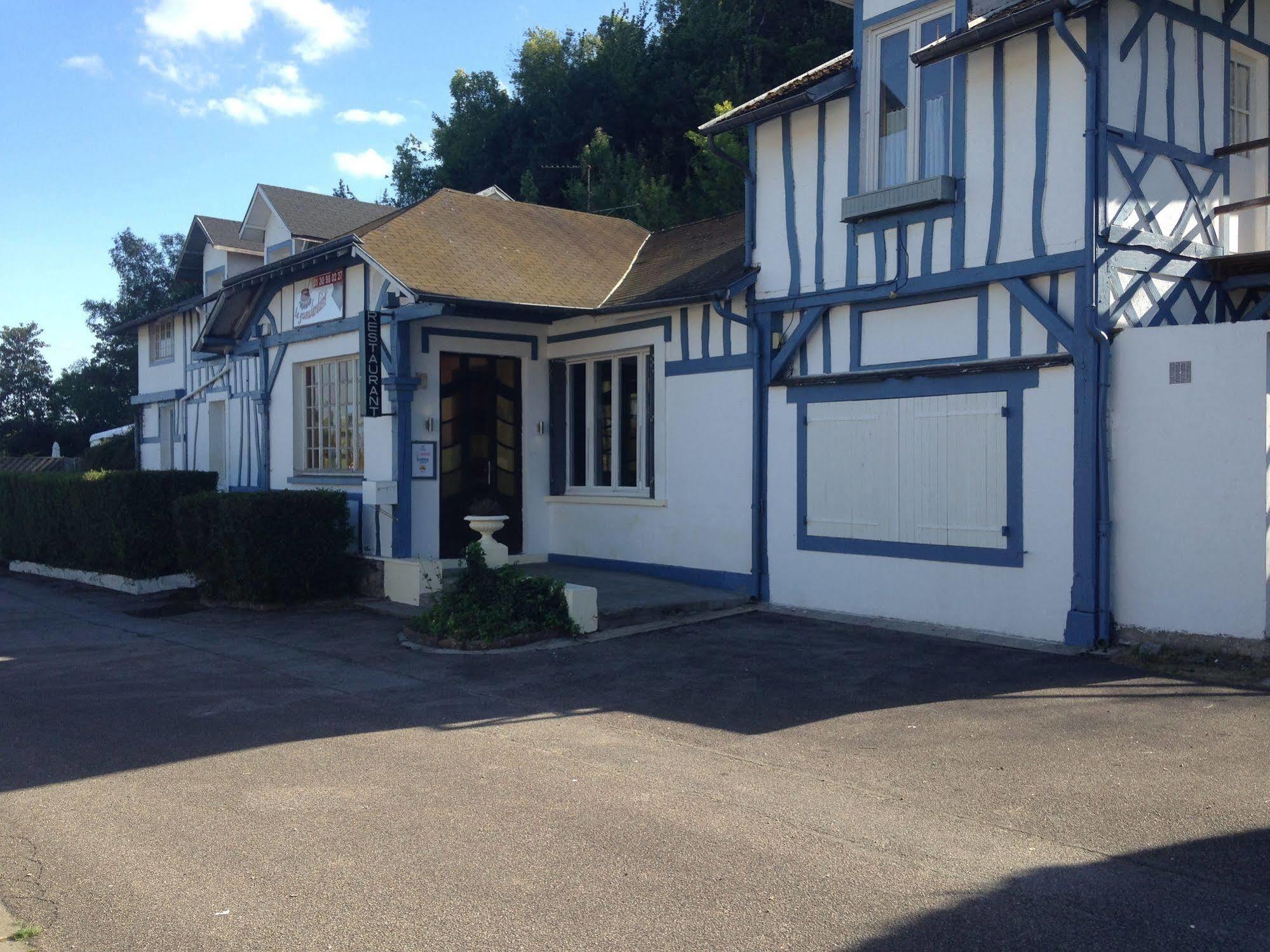 La Gueulardiere Bed & Breakfast Vernon  Exterior photo